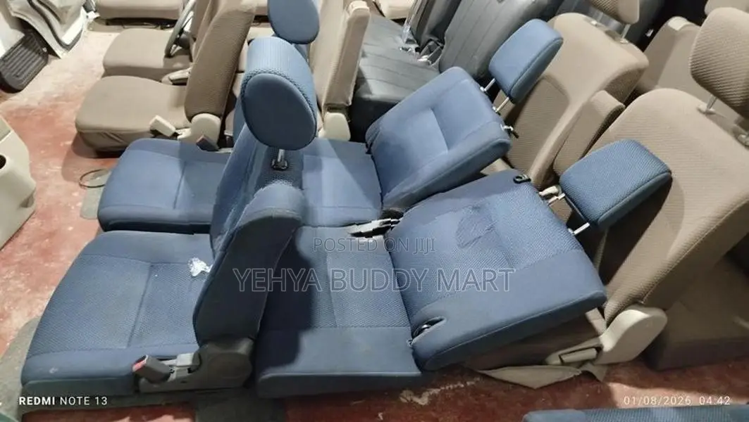 Daihatsu Hijet Cruise Buddy Van Seat Set