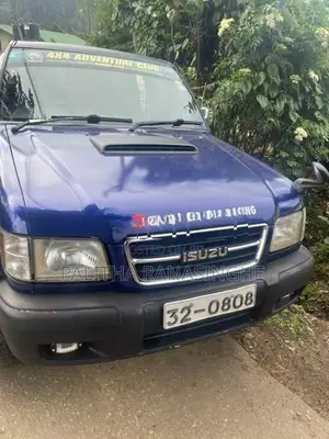 Isuzu Bighorn 1998