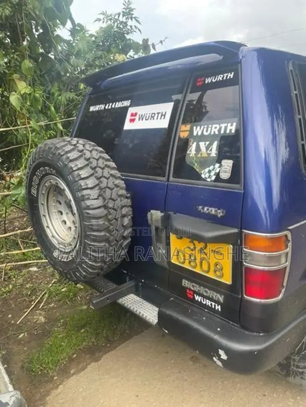 Isuzu Bighorn 1998