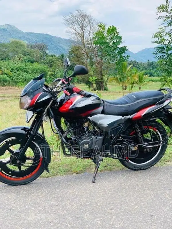Bajaj Discover 2018