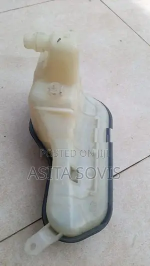 Jaguar S Type Coolant Bottle