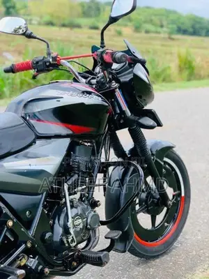 Bajaj Discover 2018