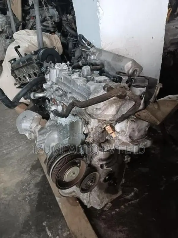 Nissan Note E12 HR12 Engine motte with parts
