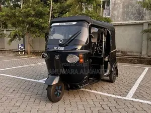 Bajaj RE 2011