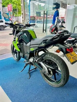 Yamaha FZS V1 2011