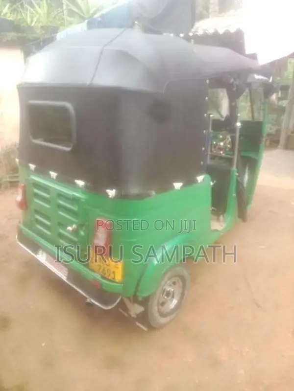 Bajaj RE 2003