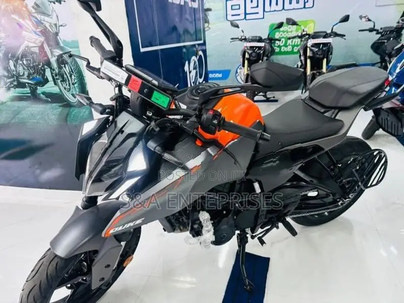 KTM Duke 250 Bajaj 2026