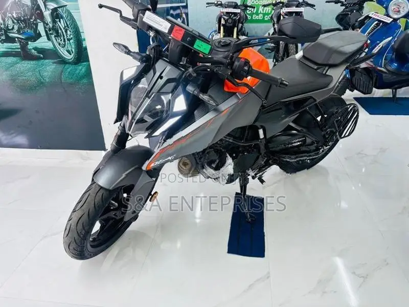 KTM Duke 250 Bajaj 2026
