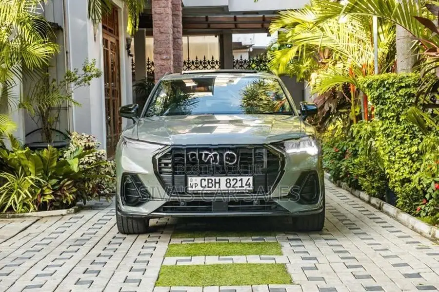 Audi Q3 S Line Vorsprung 2019