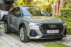 Audi Q3 S Line Vorsprung 2019