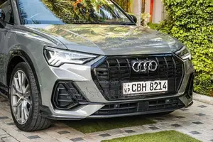 Audi Q3 S Line Vorsprung 2019