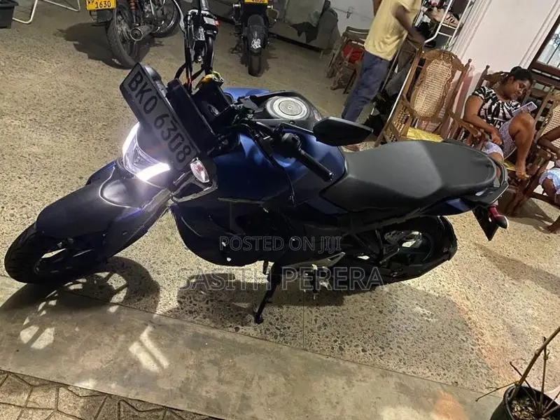 Yamaha Fzs V4 2025