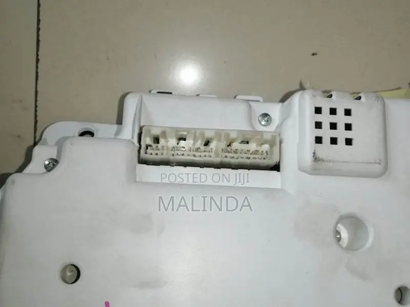 Toyota Lexus (GYL16) Meter panel - Reconditioned