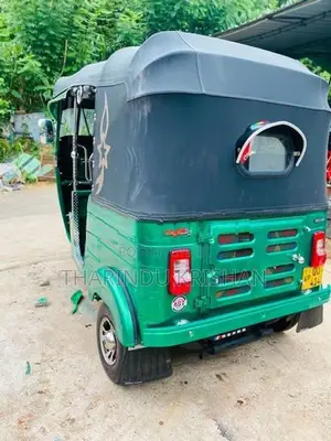 Bajaj RE QO 2008