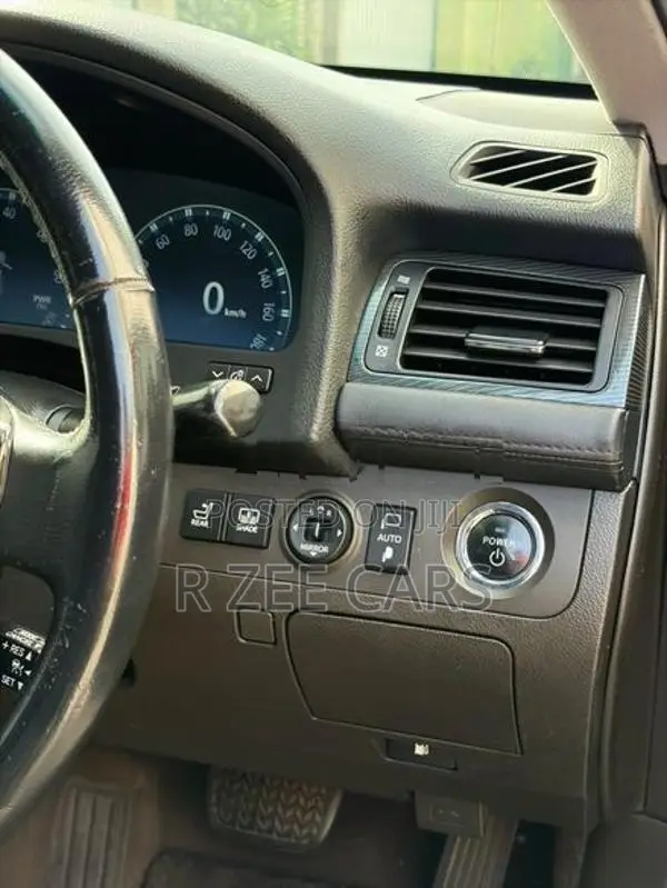 Toyota Crown Luxury Line 2008