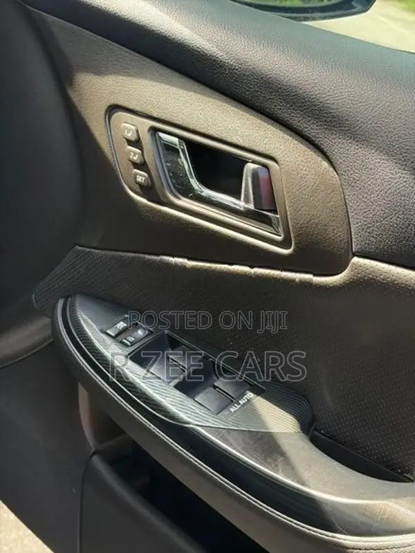 Toyota Crown Luxury Line 2008