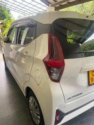 Mitsubishi eK Wagon 2023