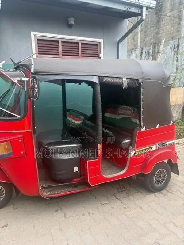 Bajaj RE Three Wheeler 2012