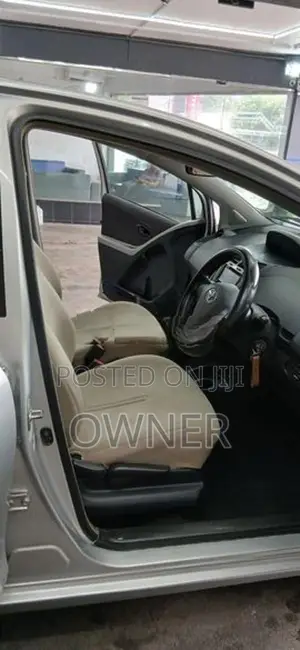 Toyota Vitz 2008