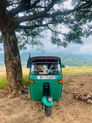 Bajaj RE 2008