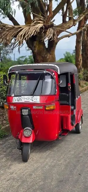 Bajaj RE 4 stroke 2008