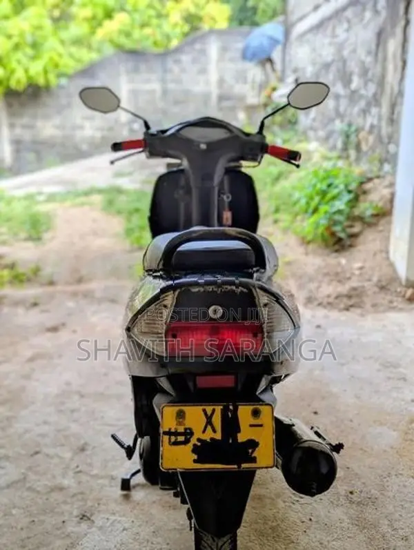 Honda Dio 2012
