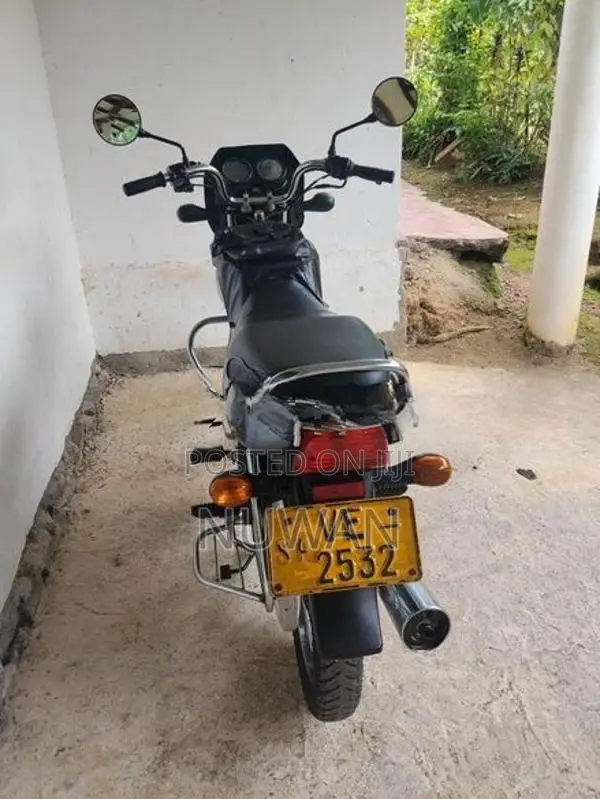 Bajaj CT100 2009