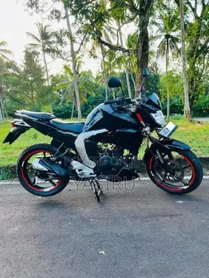 Yamaha FZ version 2 2015
