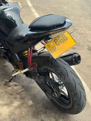 Yamaha R15 V2 2018