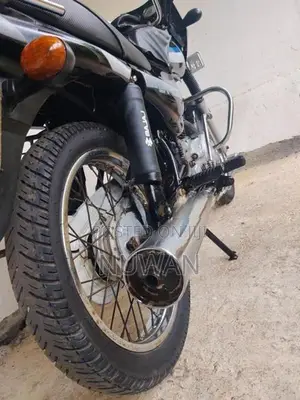 Bajaj CT100 2009