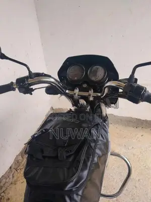 Bajaj CT100 2009