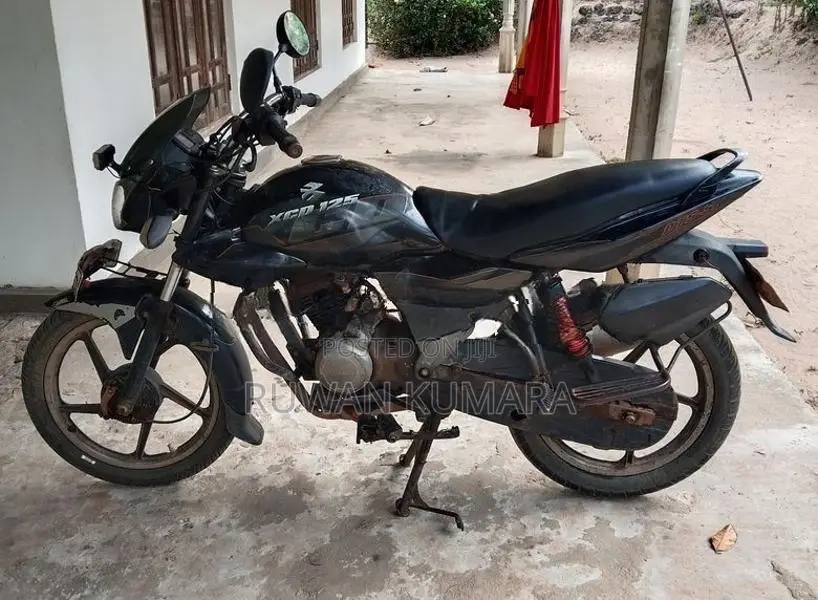 Bajaj XCD 2010