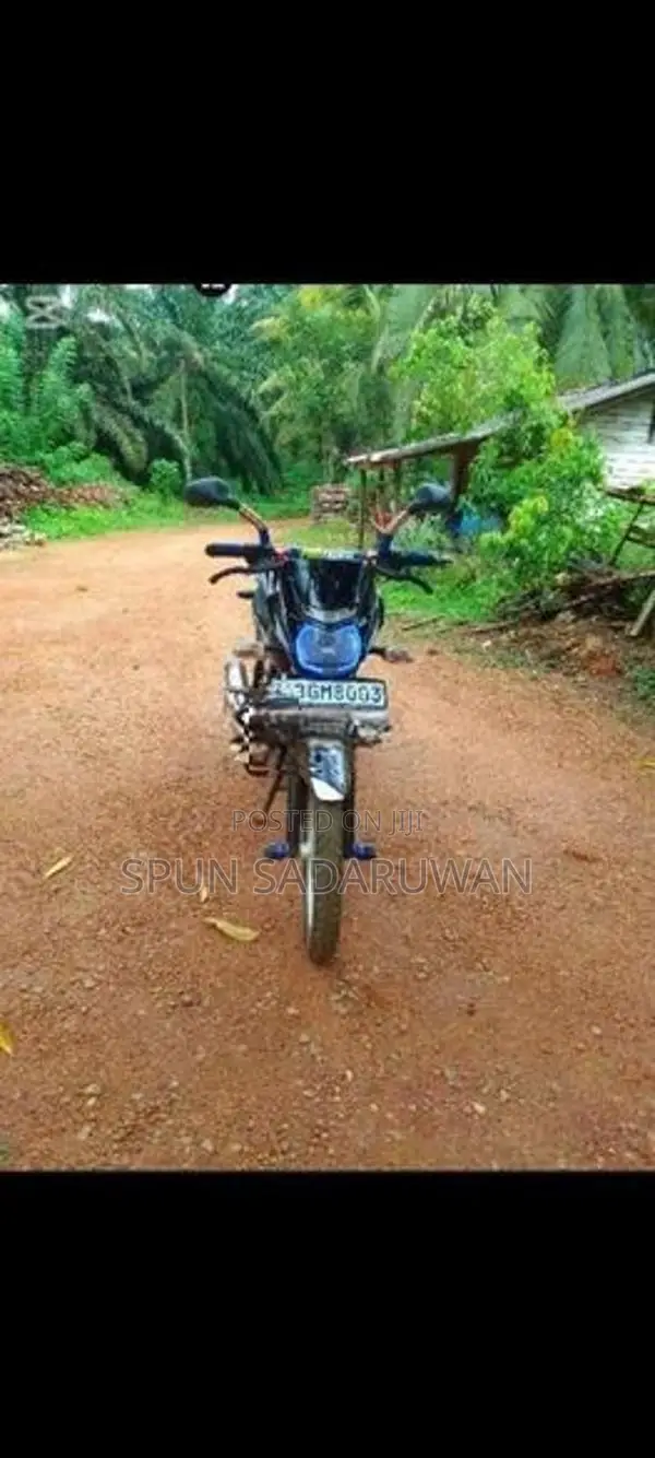 Bajaj Platina 100 2018