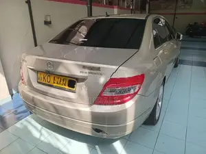 Mercedes Benz C180 2009
