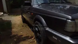 Nissan Sunny 1987