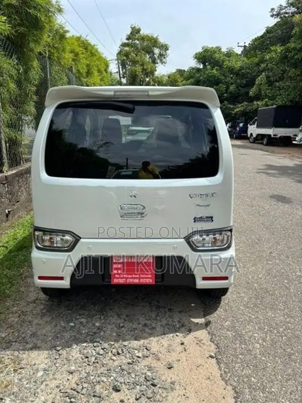 Suzuki Wagon R Custom ZX 2026