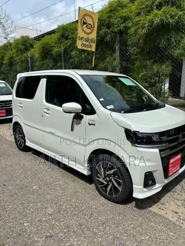 Suzuki Wagon R Custom ZX 2026