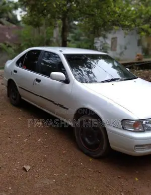 Nissan Sunny EX Saloon 1996
