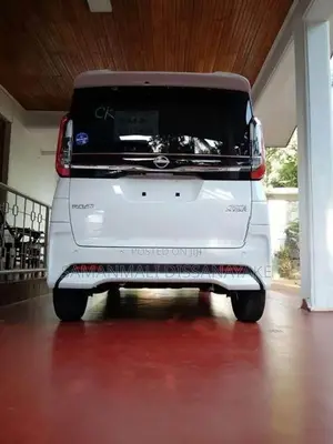 Nissan Roox X-Star 2024