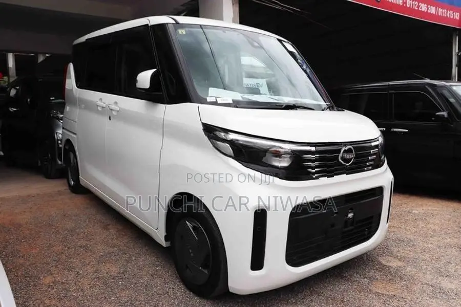 Nissan Roox 2023