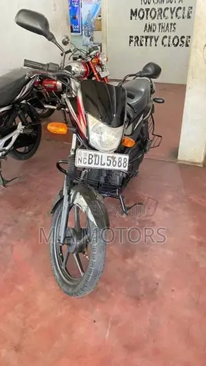 Bajaj Platina 100 2016