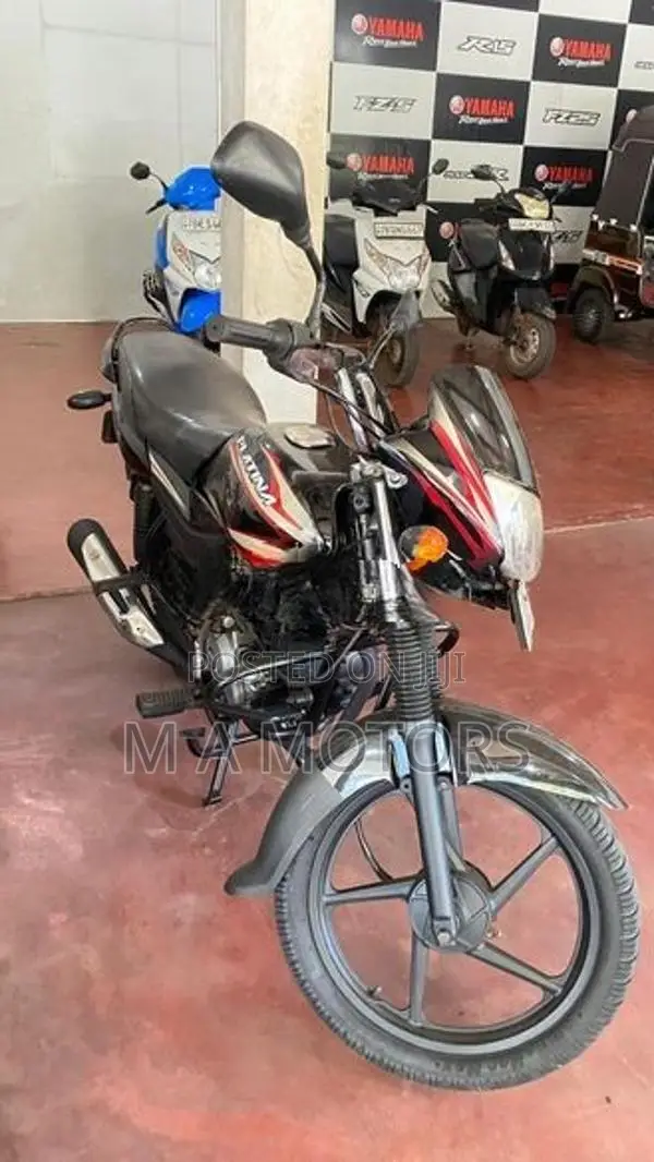 Bajaj Platina 100 2016