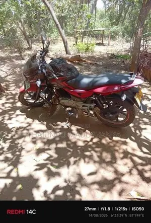 Bajaj Pulsar 150 2015