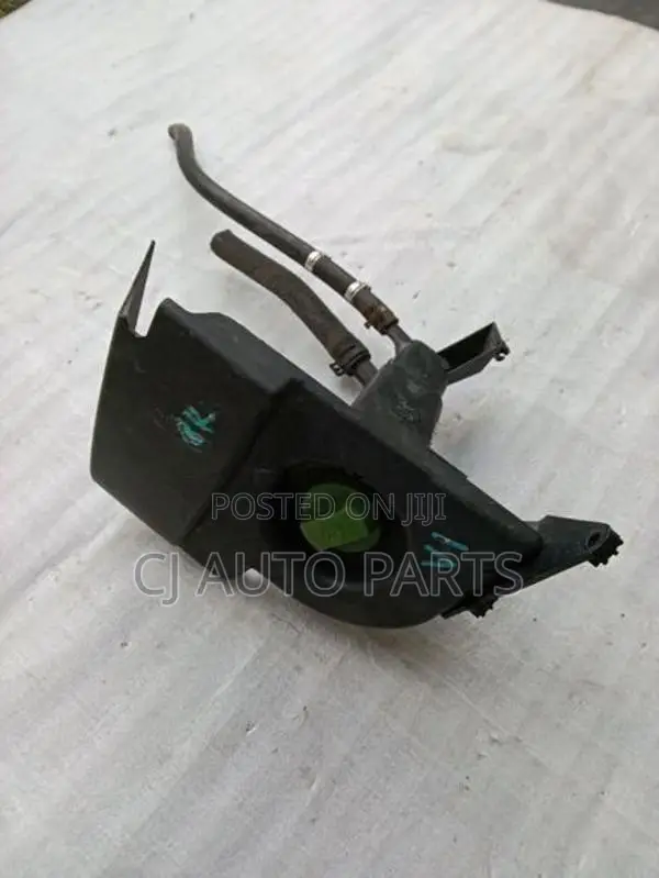 Volkswagen Passat B5 Power Steering Oil Can