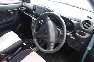 Daihatsu Mira 2023