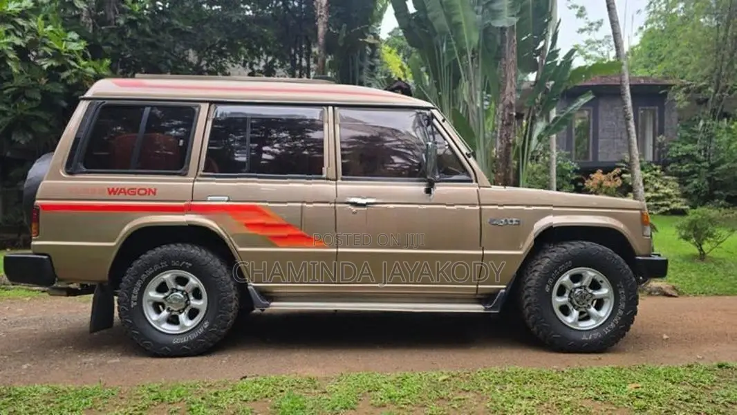 Mitsubishi Pajero Mk1 1988