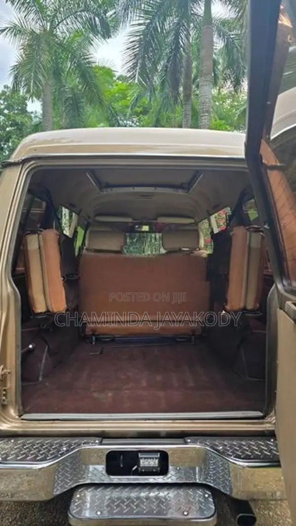 Mitsubishi Pajero Mk1 1988