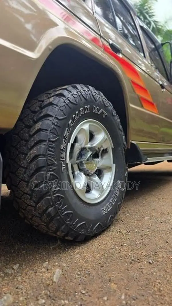 Mitsubishi Pajero Mk1 1988