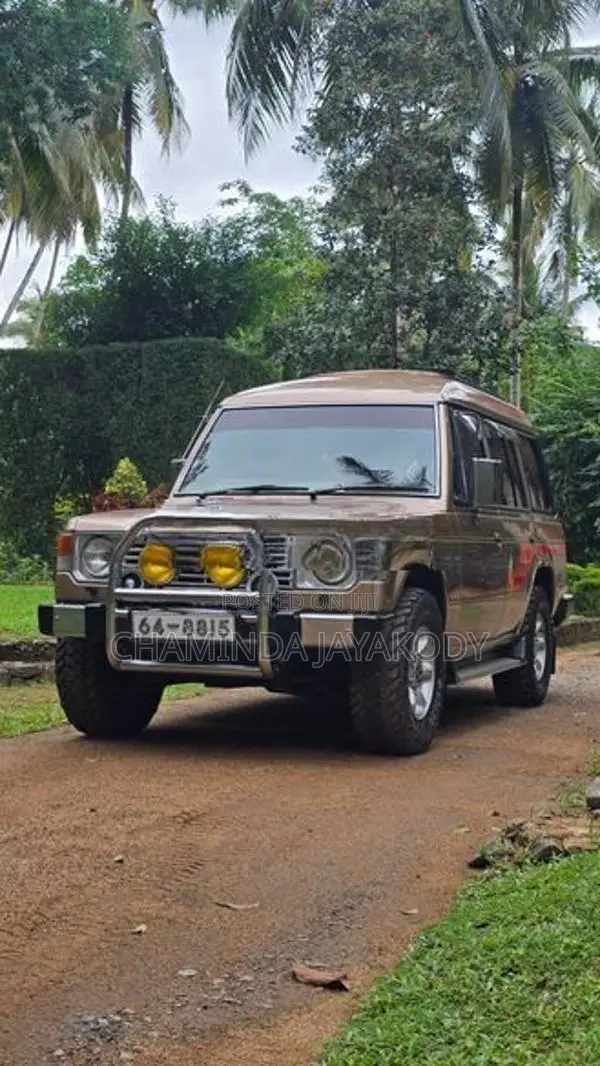 Mitsubishi Pajero Mk1 1988
