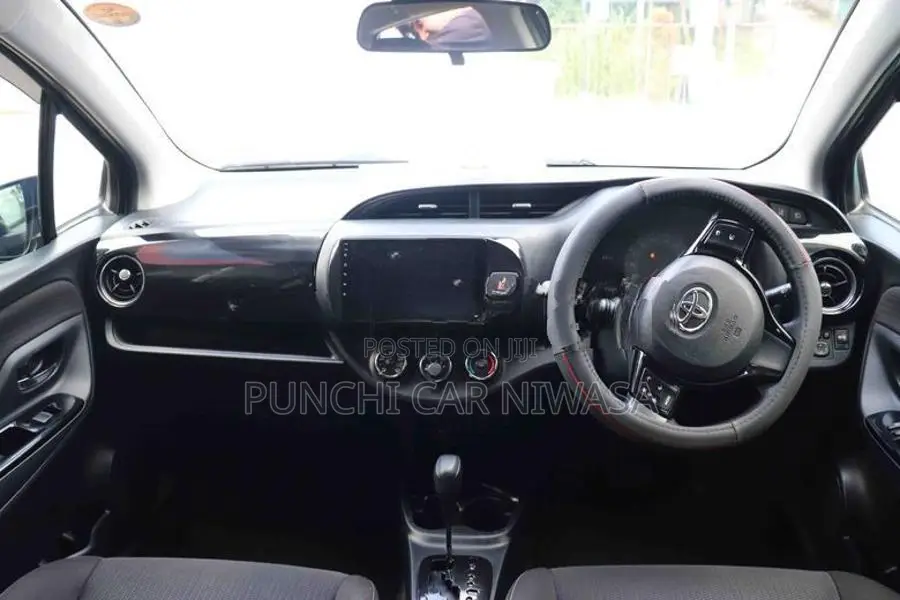 Toyota Vitz 2018